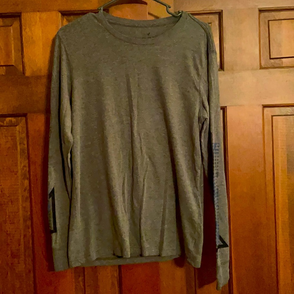 AE long sleeve T-shirt
